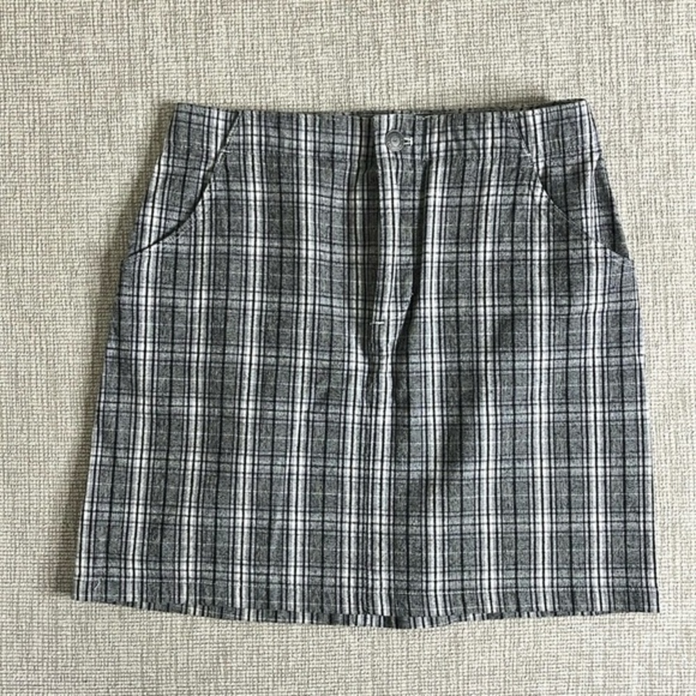 ⭐️ Hollister plaid mini skirt- size XS